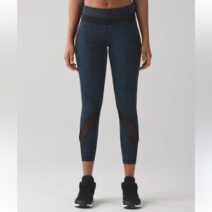 lululemon Inspire Tight II - Teal Blue & Black